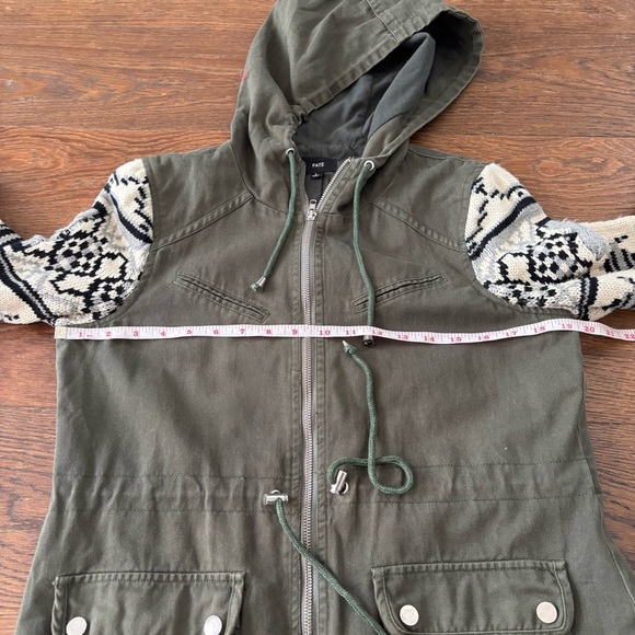 Fate Military Olive Cotton Jacket with Knitted Patterned Sleeves - Picture 11 of 13